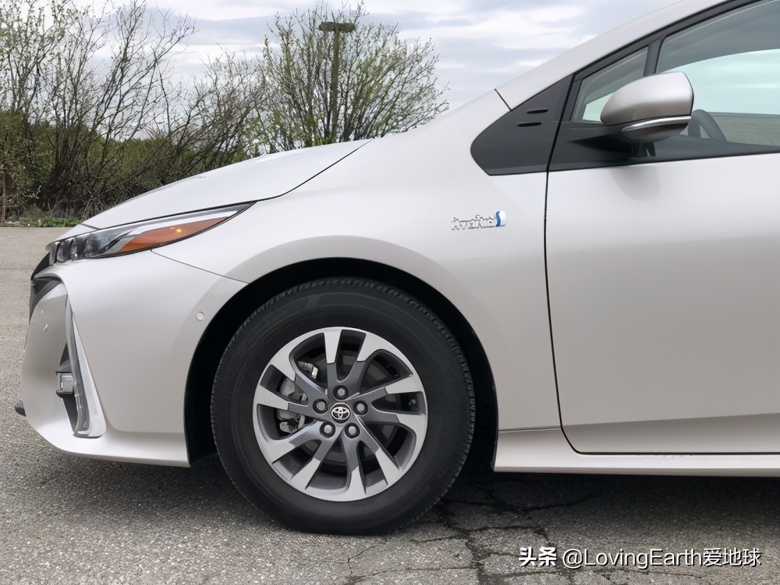 丰田普锐斯prime,2021年丰田普锐斯prius