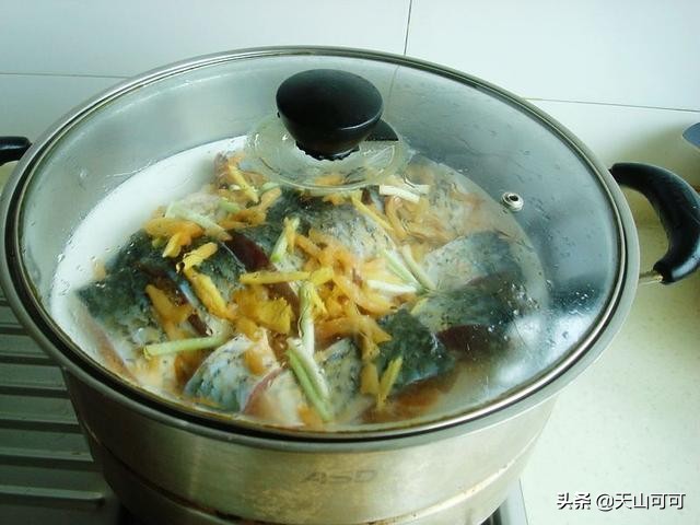 开胃清蒸鱼最正宗的做法,清蒸鱼怎么蒸得好吃又简单