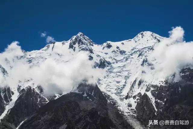 新疆一到冬天就成了最纯粹的远方,新疆从内陆变为开放前沿