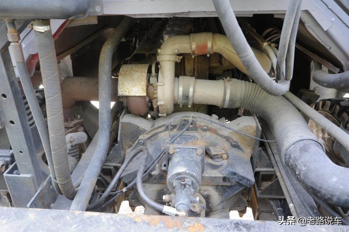 打造钢铁军队铸就时代楷模,重庆曾经有过的超跑神车