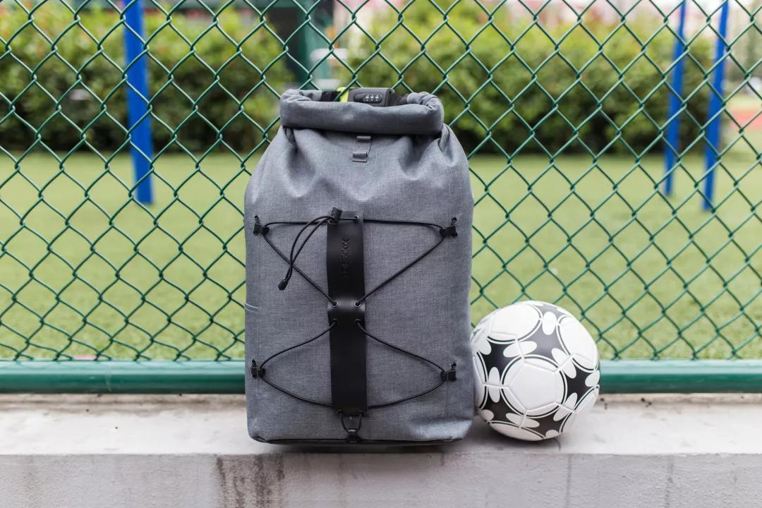 背包防盗小妙招,小偷最怕的双肩包