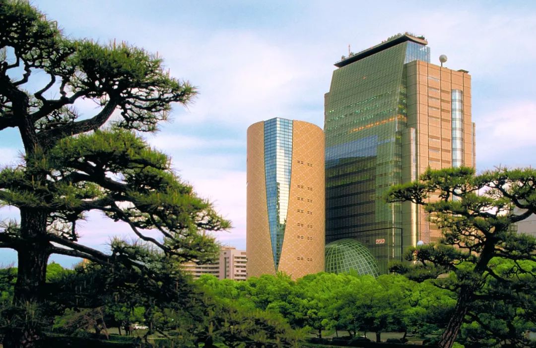 西萨佩里的死因,西萨佩里怎么死的