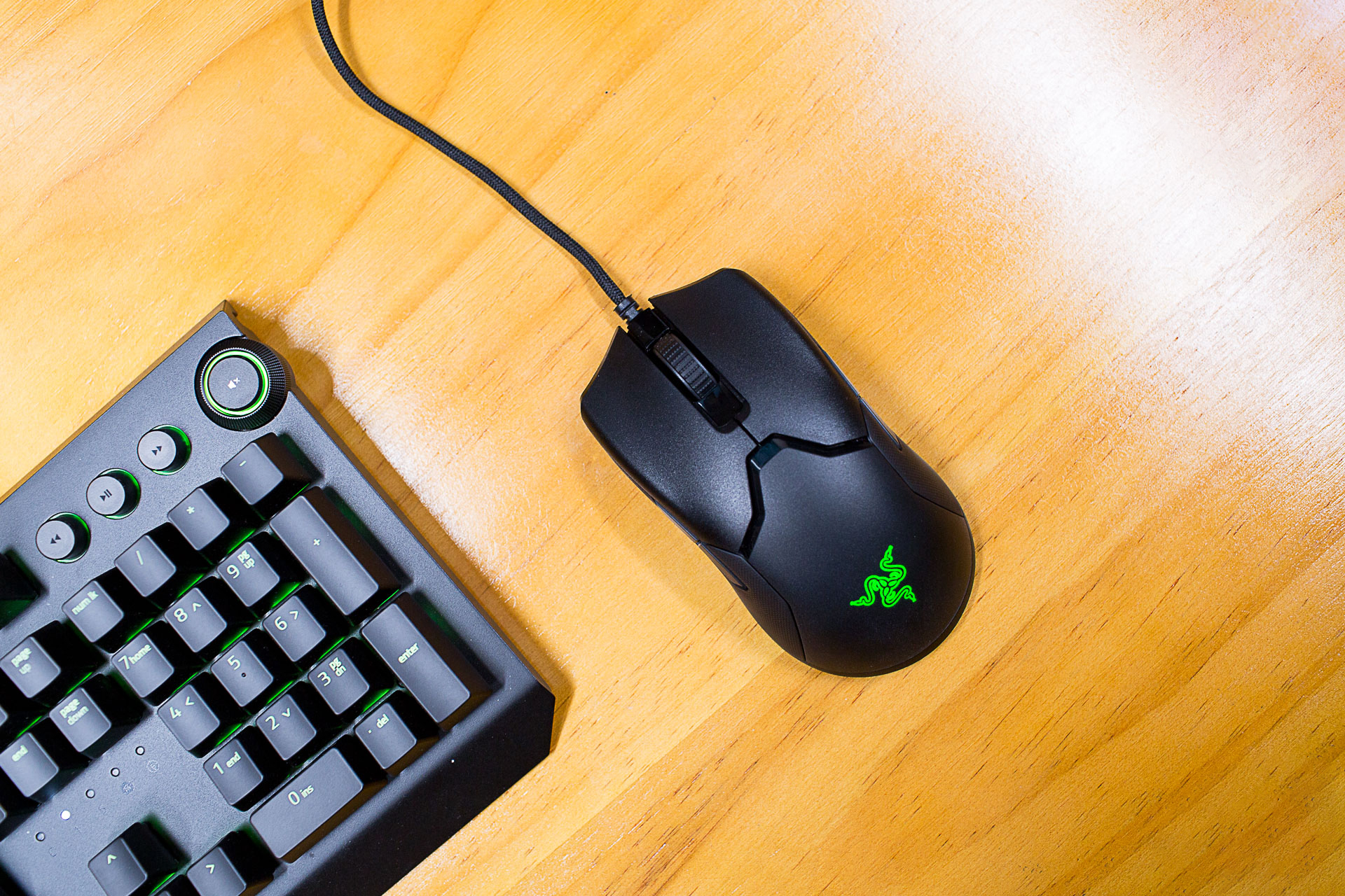 蝰蛇的接班人？最佳电竞鼠标？雷蛇毒蝰69蛇电竞鼠标测评体验