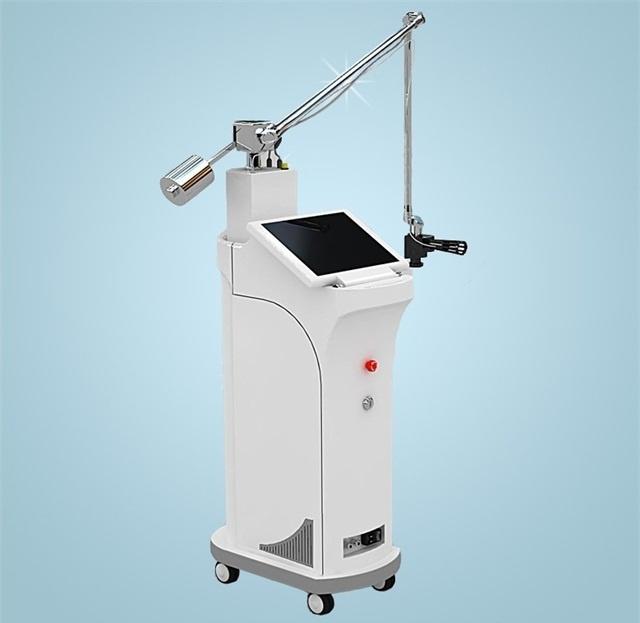 男生毛孔粗大毛孔粗糙怎么办,毛孔粗大怎么办教你一招收缩毛孔