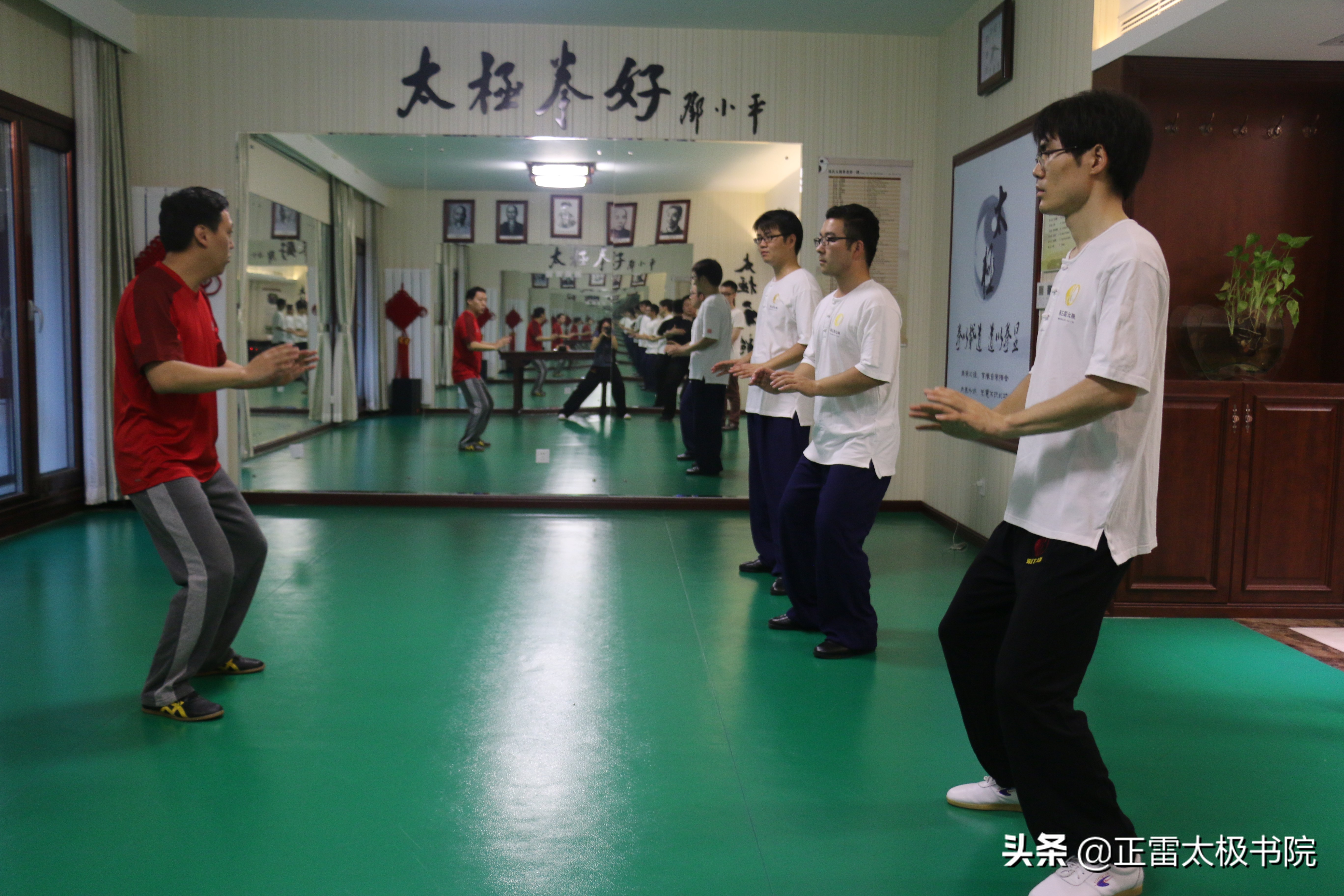 练太极一定要掌握的四个要领,练太极的正确方法和注意事项