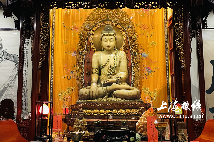 感受闹市中一处静谧之美,感受寺庙那份静谧和肃穆