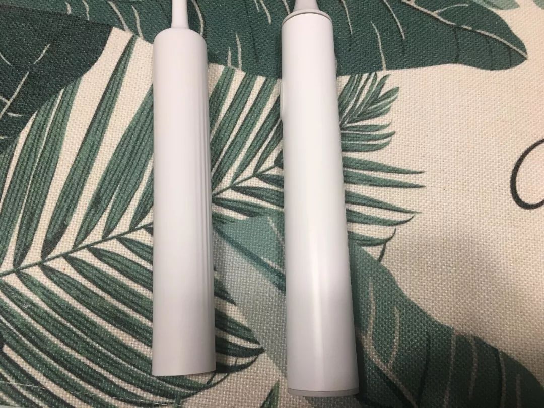 米家电动牙刷三个版本区别,米家电动牙刷t100和t300的区别