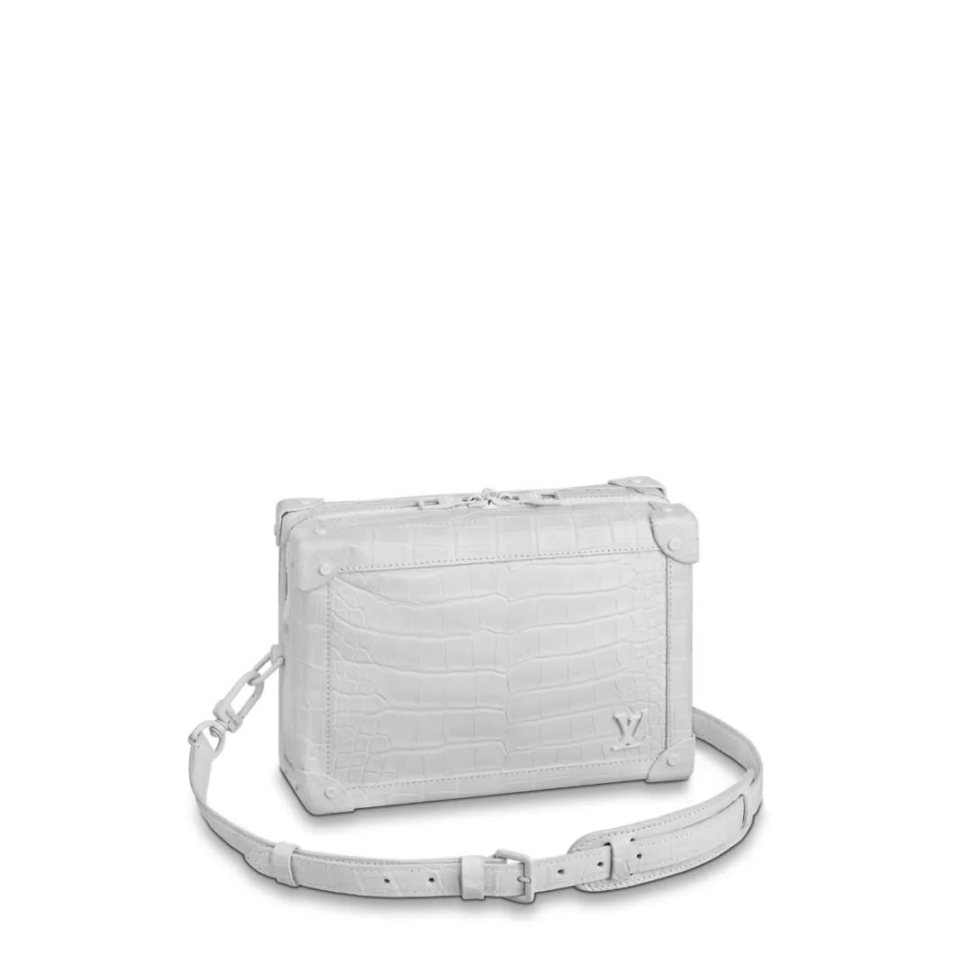 Louis Vuitton | 以传奇行李箱 Trunk 为灵感的3款奢华小包