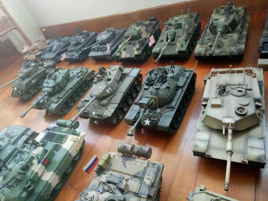 造虎式坦克,中国小伙造豹式坦克