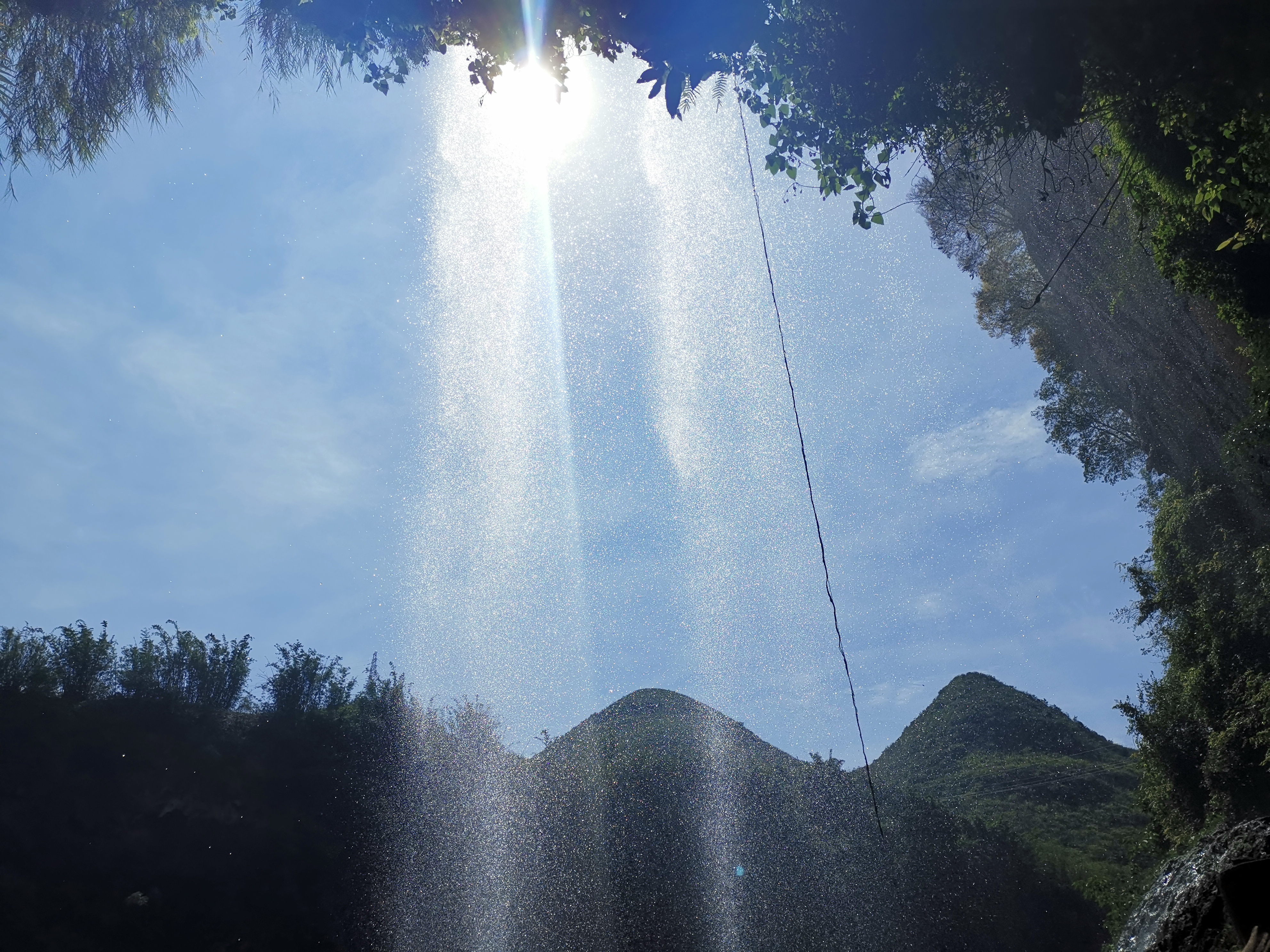 壶口瀑布和黄果树瀑布哪个壮观,黄果树瀑布三个瀑布游览时间