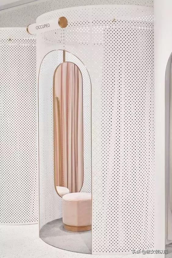 试穿顾客如何引导成交,顾客非要试穿小的衣服