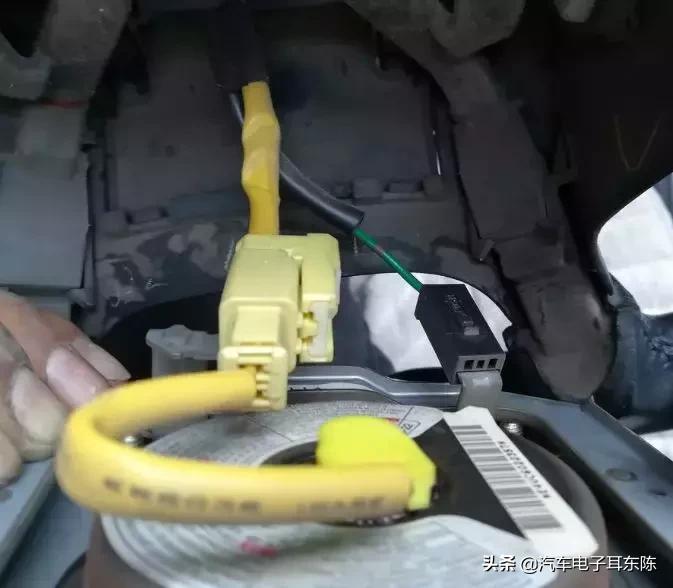 汽车方向盘喇叭不响是什么故障,货车喇叭不响故障排查检测