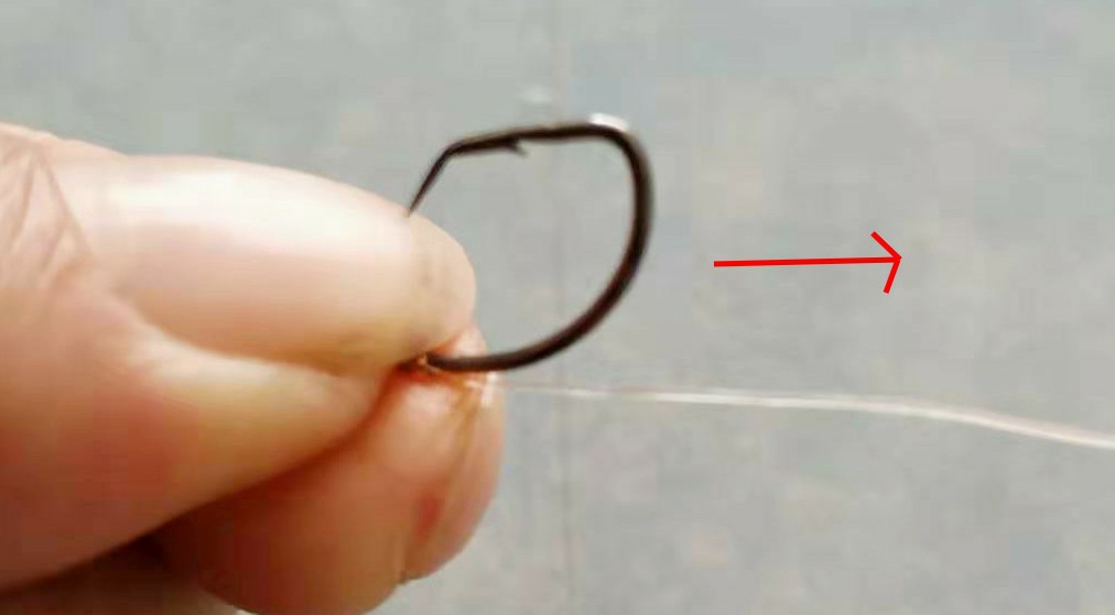 用笔芯做系钩器,怎么用圆珠笔自制绑钩神器