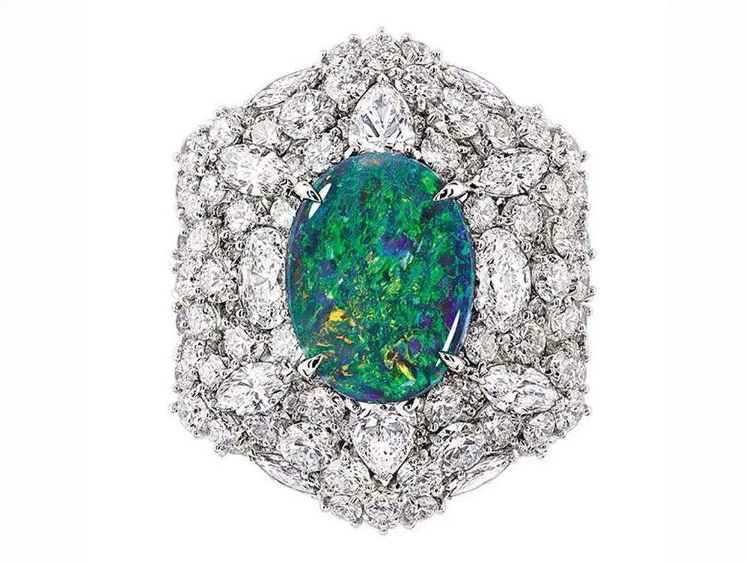 欧泊最好看的宝石,宇宙宝石欧泊