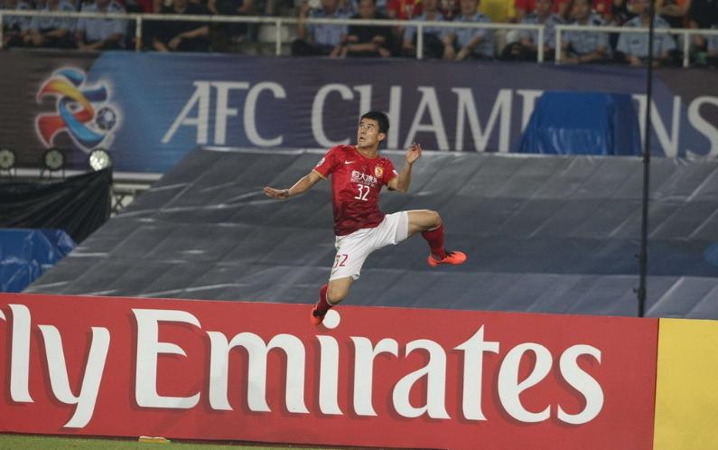 还记得2015-2017年的这支球队吗,2013年亚冠恒大4:0柏太阳神