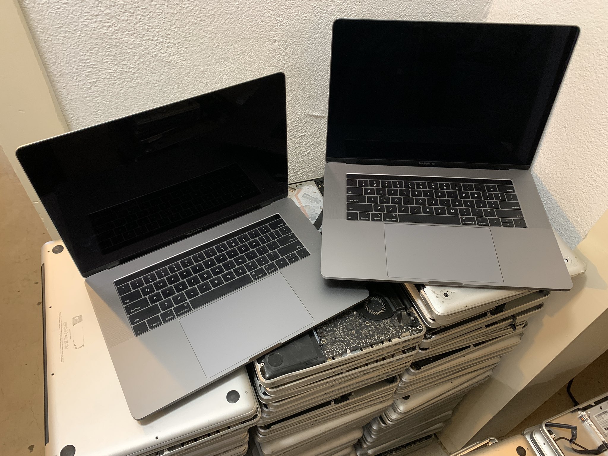 苹果t2芯片锁死,t2安全芯片坏了无法做苹果系统