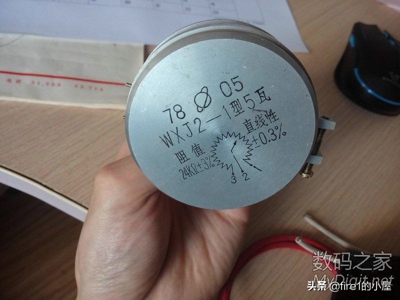 废品回收站淘有用的东西,废品站里淘电子垃圾