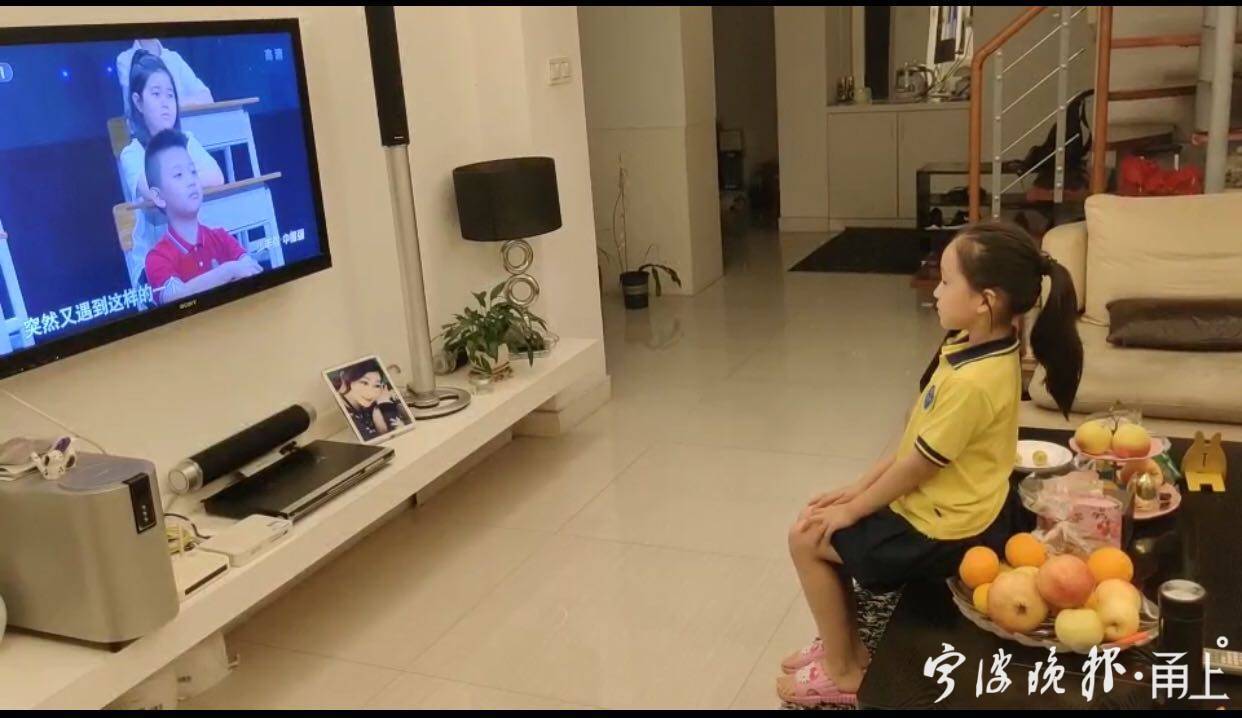 “我看到无数无名英雄”，《开学第一课》引宁波中小学生热议