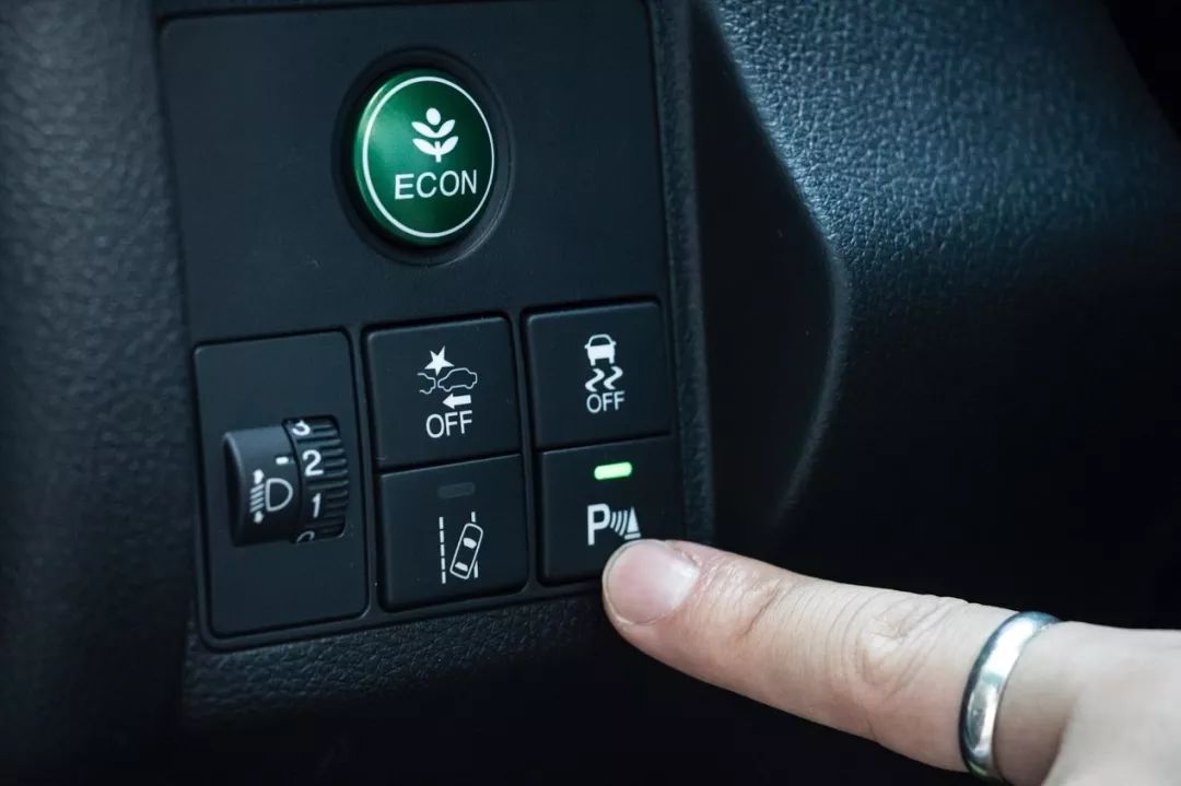 潮鞋与机车,潮鞋和跑车