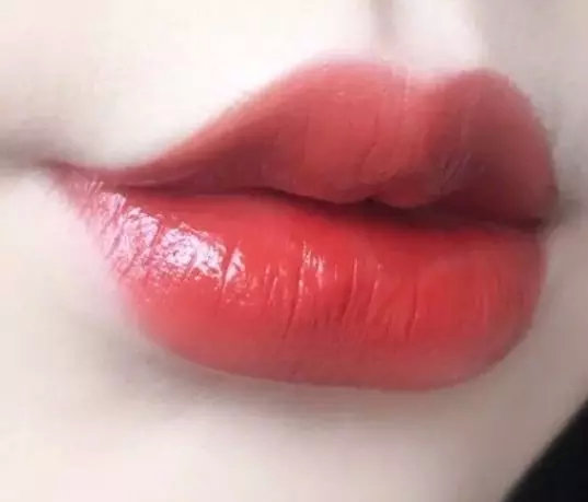 安利的口红哪个颜色好看,雅诗兰黛口红最流行的颜色