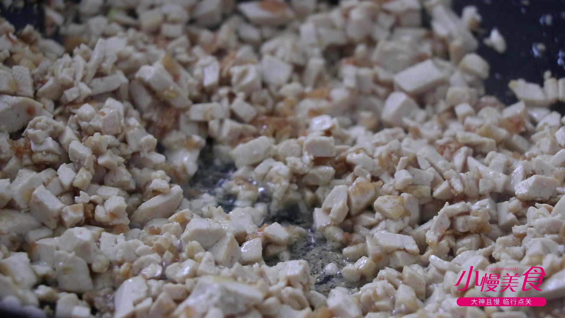 水煎包煎时水和面的比例是多少,水煎包的做法面糊和水比例