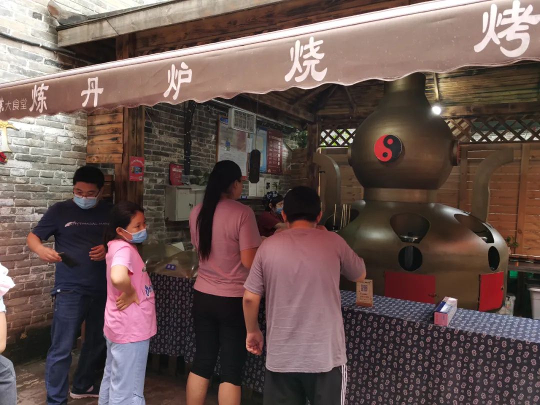 建业组织建业足球小镇一日游,建业足球小镇附近玩的地方