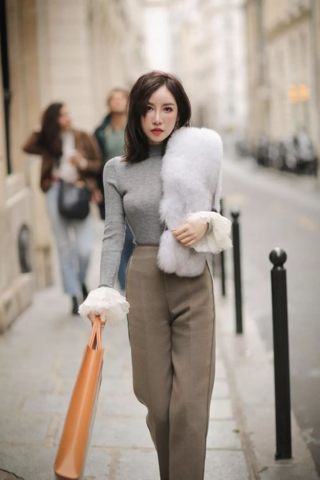 女人冬天如何穿搭更好看,女人冬天穿什么保暖又好看