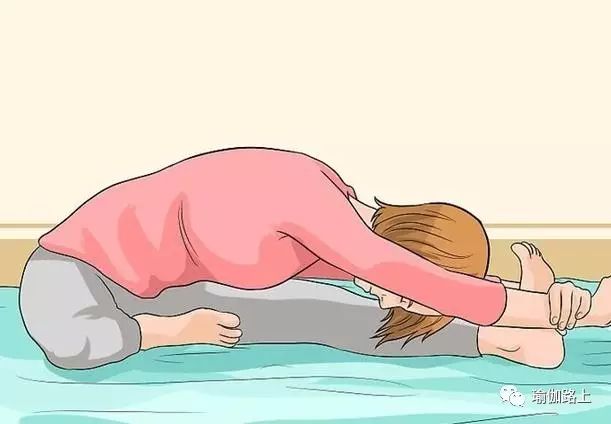 睡前瑜伽10分钟入门,经典睡前瑜伽让你躺着也能瘦