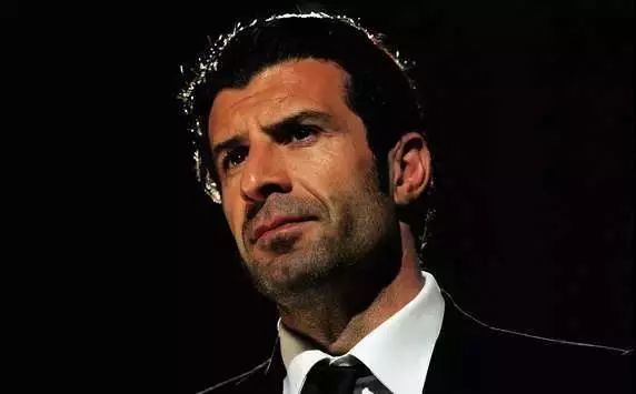 路易斯菲戈得过足球先生吗,天下足球绝对巨星路易斯菲戈