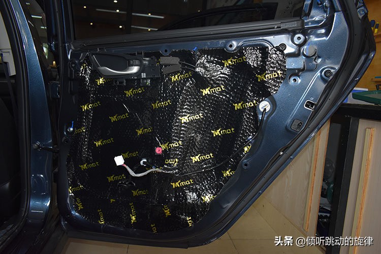 十一代本田思域a柱音响,十代思域a柱倒模制作教程