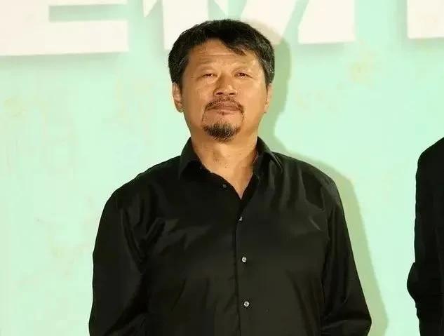 导演界的“扫地神僧”，10年8部神剧，他撑起了国产剧半壁江山