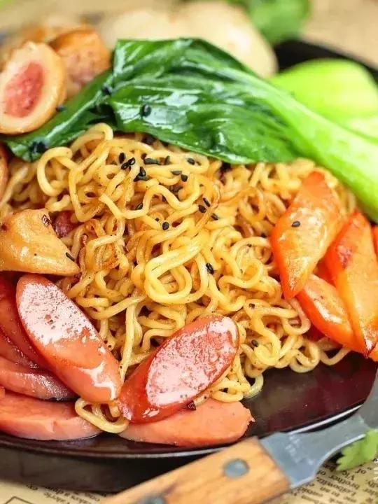 用盒装酸奶自制酸奶的家常做法,自制酸奶放水果的家常做法