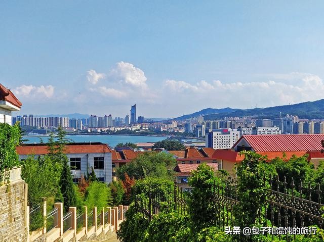 在威海菊花顶社区吃食堂进古陌岭运动健康公园宜居好环境