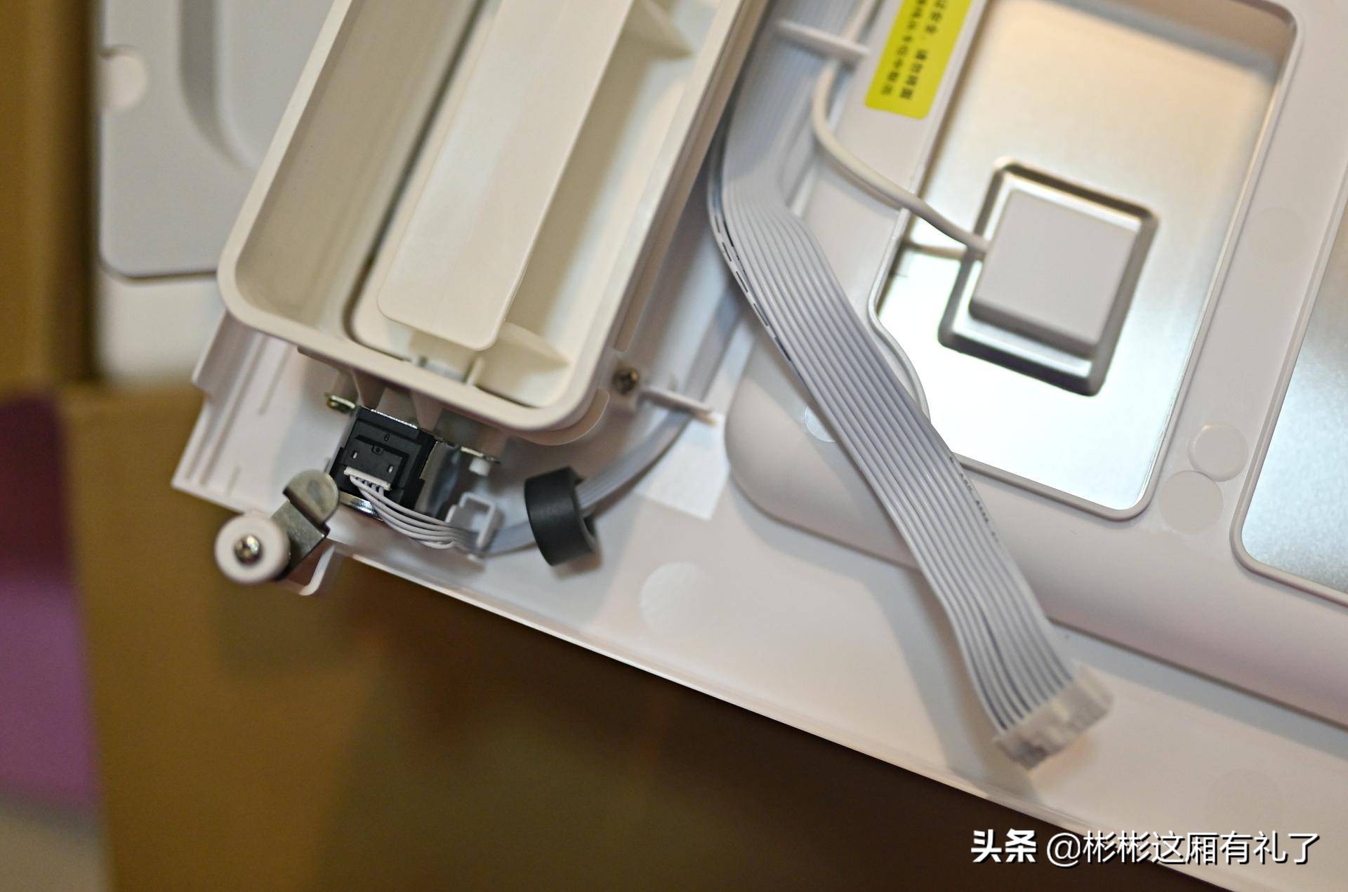 米家浴霸和yeelight浴霸,易来浴霸pro对比米家浴霸pro