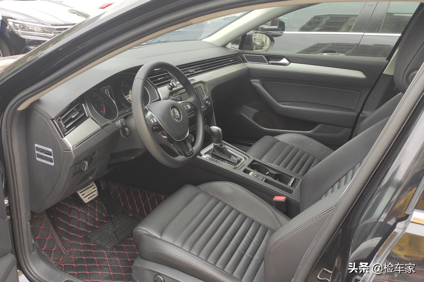 大众迈腾车子,18年顶配迈腾现在值多少