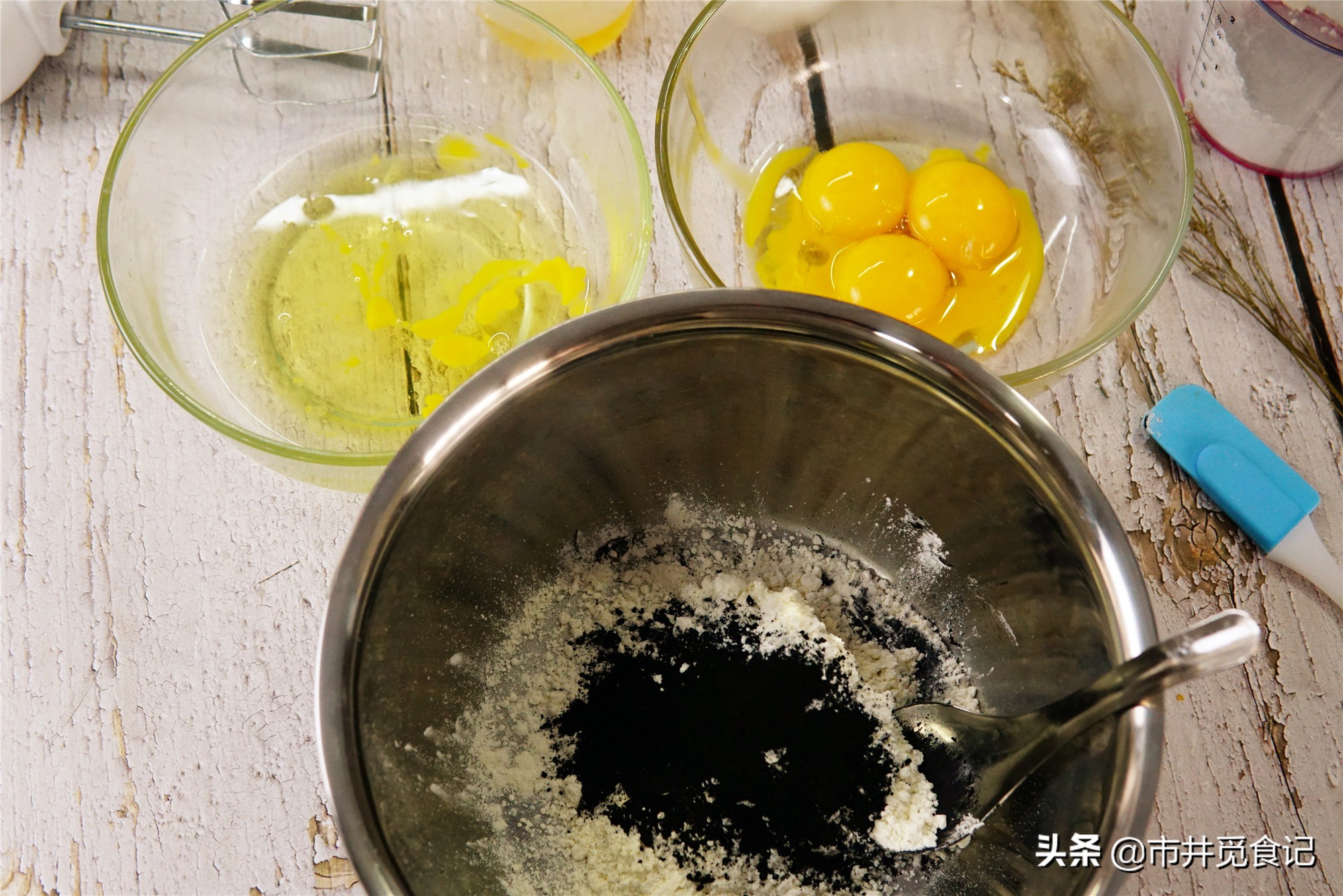 愚人节吃甜品,愚人节吃炸酱面