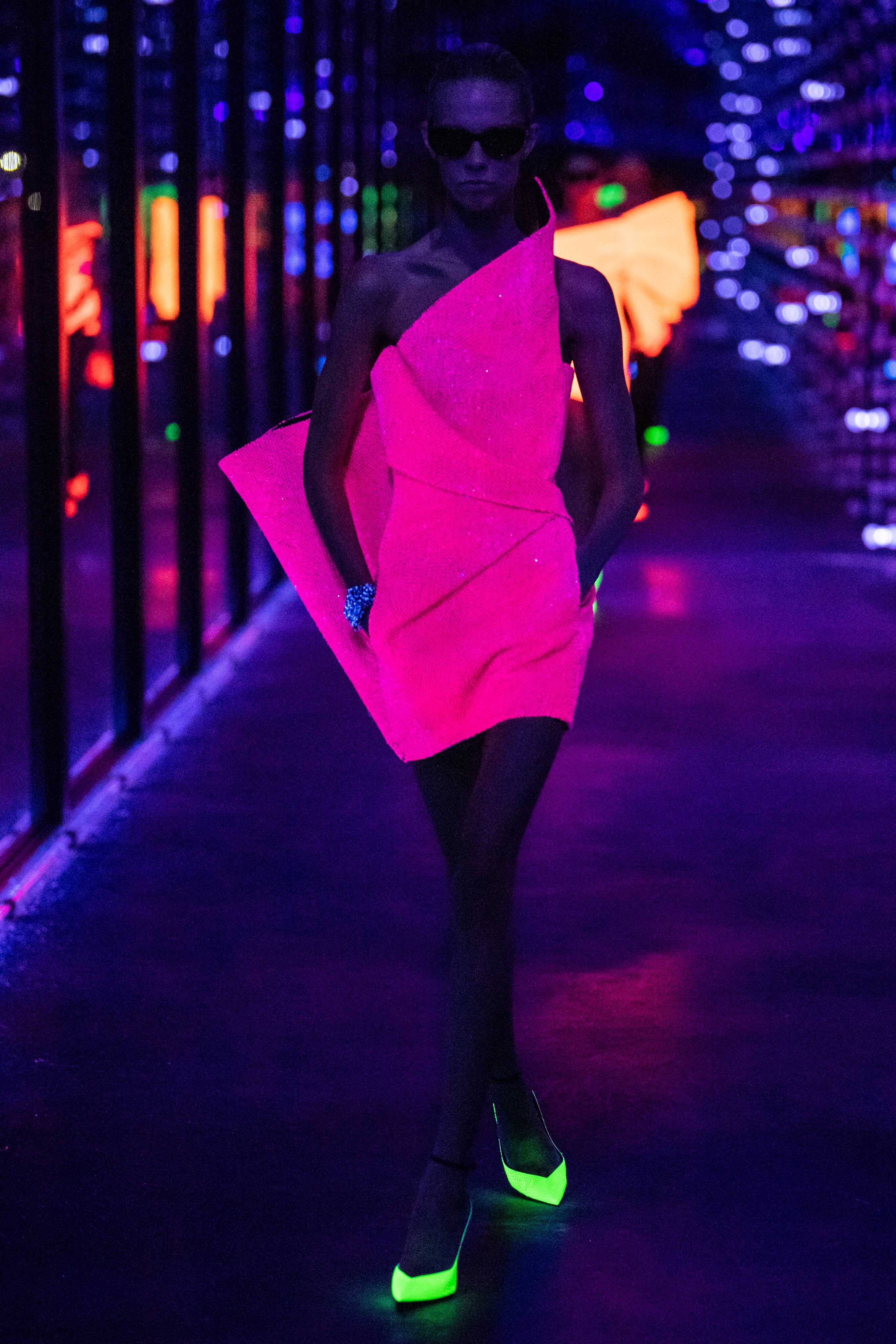 ysl是什么做成的,ysl是一个怎样的品牌