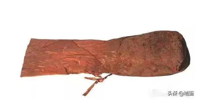 古人真的睡硬的瓷枕吗,瓷枕真正的用途