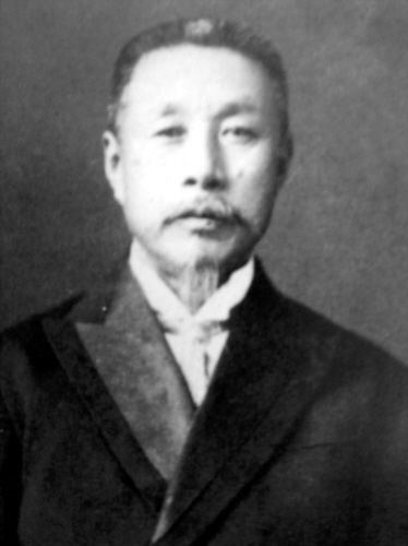 抗战时期向日军捐飞机的汉奸,中国抗日战争处决汉奸的真实影像