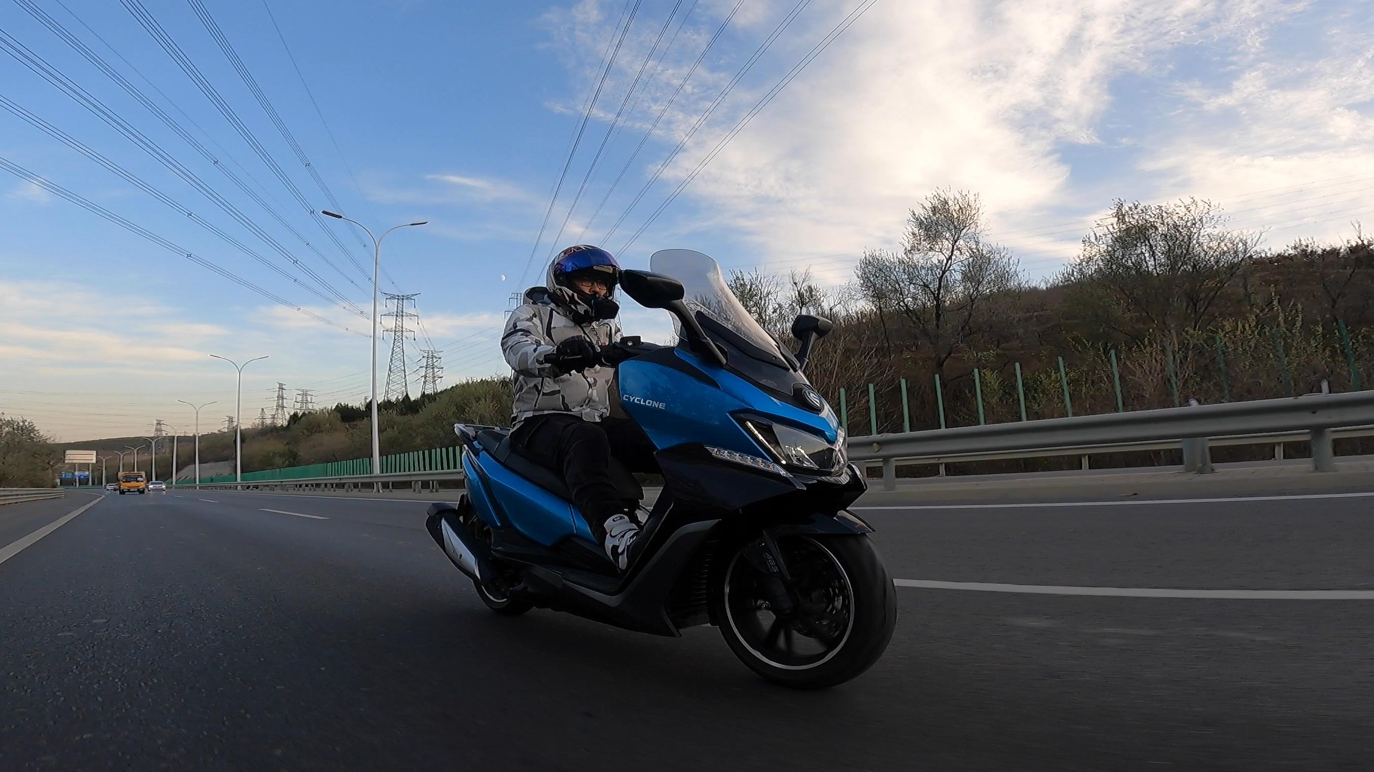 预算2到3万的250级别踏板,预算2万买什么踏板摩托车