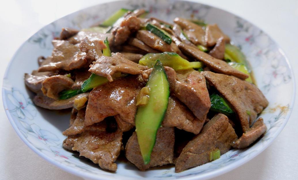 吃嘌呤高的食物会使尿酸高吗,高嘌呤食物导致尿酸高可以治愈吗