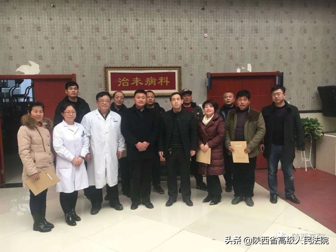 扶贫路上的攀登者——赵凤龙