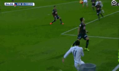 里瓦尔多有多少个倒钩,足坛十大过人绝招