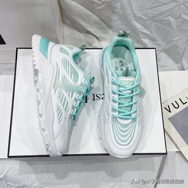 网红秋季新款炸街舒适休闲鞋,2166秋冬爆款运动ins老爹鞋