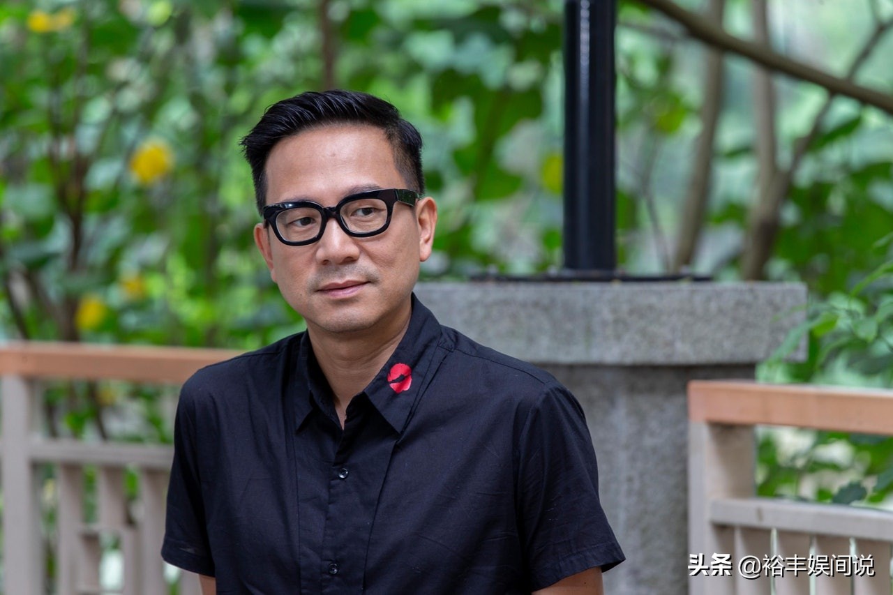 TVB“绿叶王”捱足28年无回报，离巢后红遍海外，揭港剧下降原因