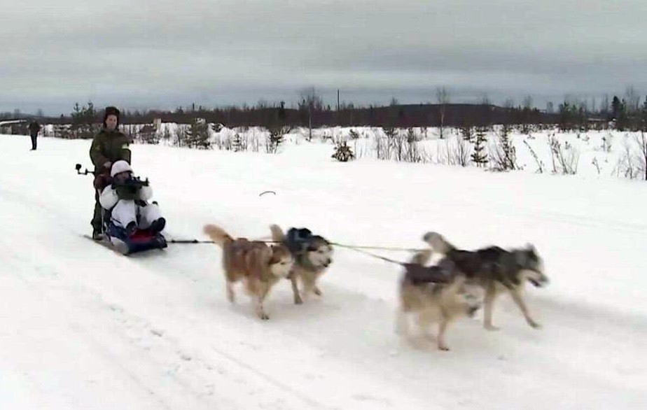 美军攻击俄罗斯基地战术,美军被俄军打得毫无反手之力