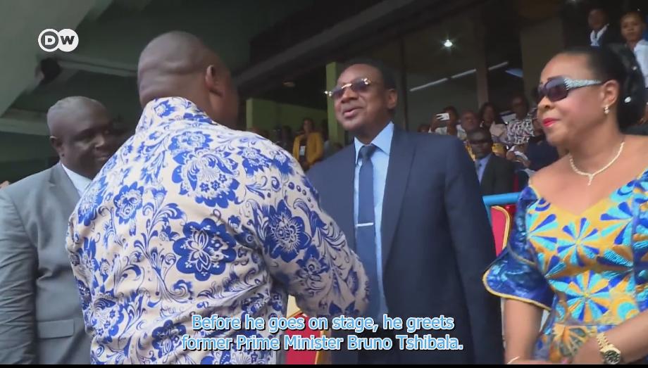 非洲最牛逼的*局骗**：靠卖勾兑果汁治病圈钱，月入1000万太疯狂了