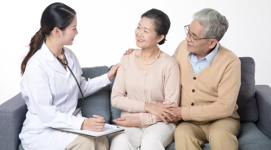 慢性泪囊炎用什么眼药水好,慢性泪囊炎手术费多少钱