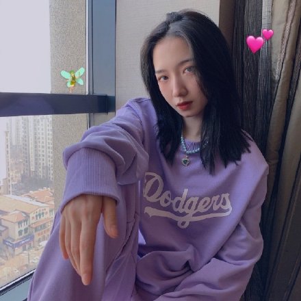 孟美岐粉色衣服搭配图片,孟美岐同款卫衣