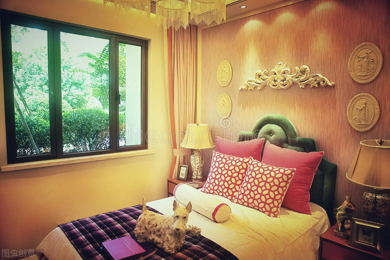 极简布艺床风格,舒适的布艺床让你的家更有温情